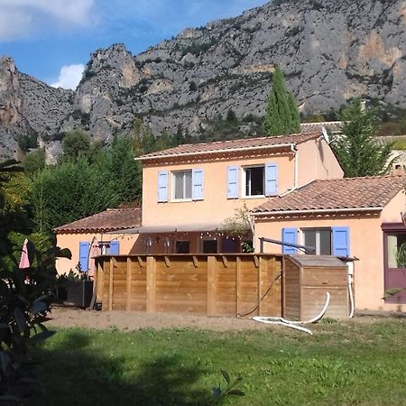 Chambre d'Hôtes L'Odalyre Moustiers-Sainte-Marie Extérieur photo
